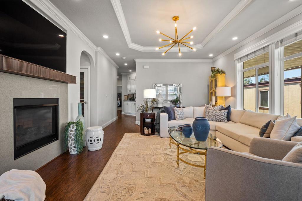 426 Chateau La Salle Drive