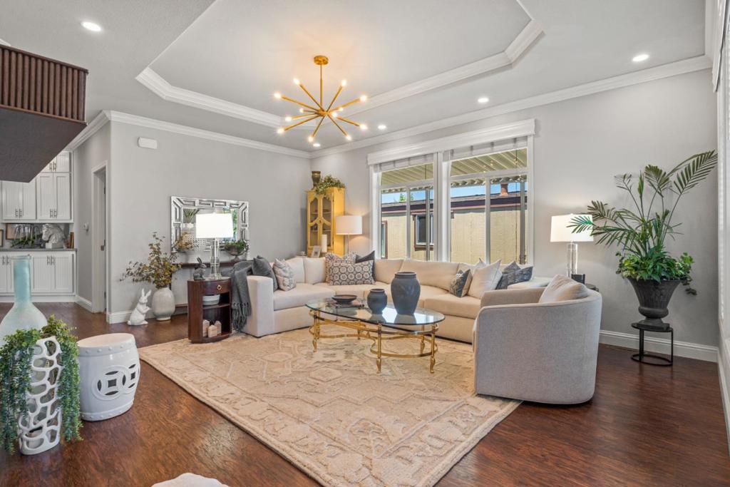 426 Chateau La Salle Drive
