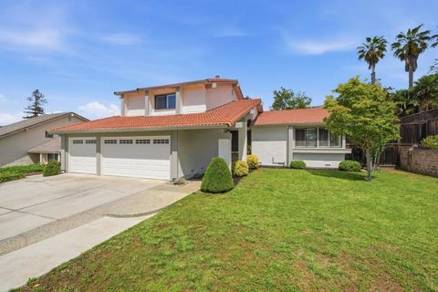 Photo of 3052 Cedar Ridge Court, San Jose, CA 95148 (MLS # ML82041138)