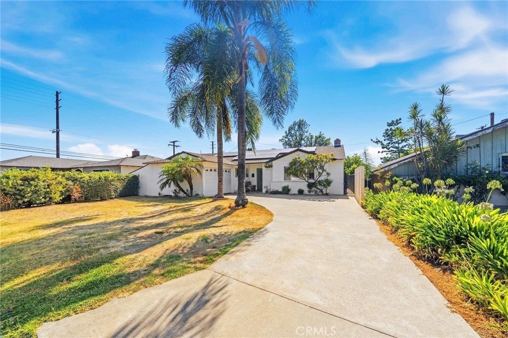 1111 N Calera