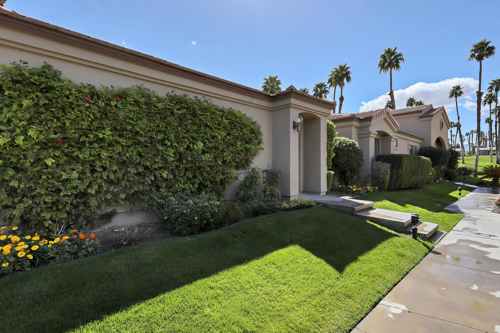 Palm Valley CC - Residential