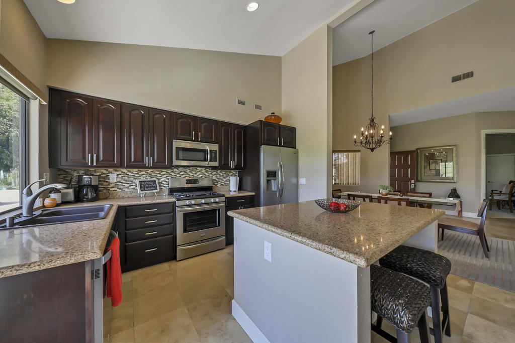 Palm Valley CC - Residential