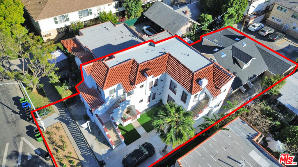 5930 Willoughby Avenue