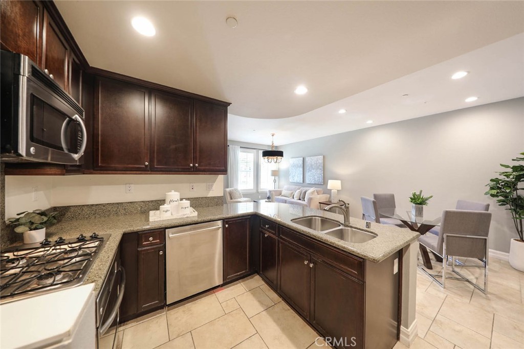 12 Citadel Drive DR204