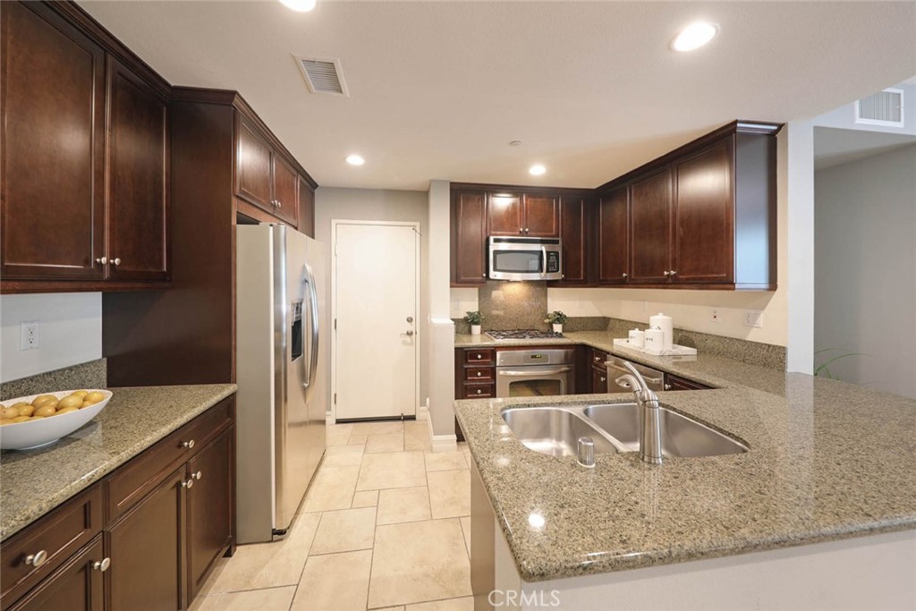 12 Citadel Drive DR204