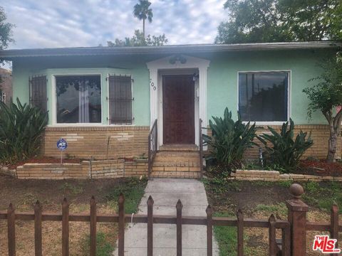 Photo of 700 E 85th Street, Los Angeles, CA 90001 (MLS # 25570557) Photo of 700 E 85th Street, Los Angeles, CA 90001 (MLS # 25570557)