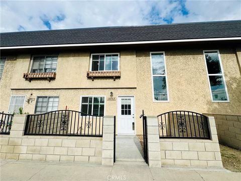 13753 los angeles st Baldwin Park CA 91706