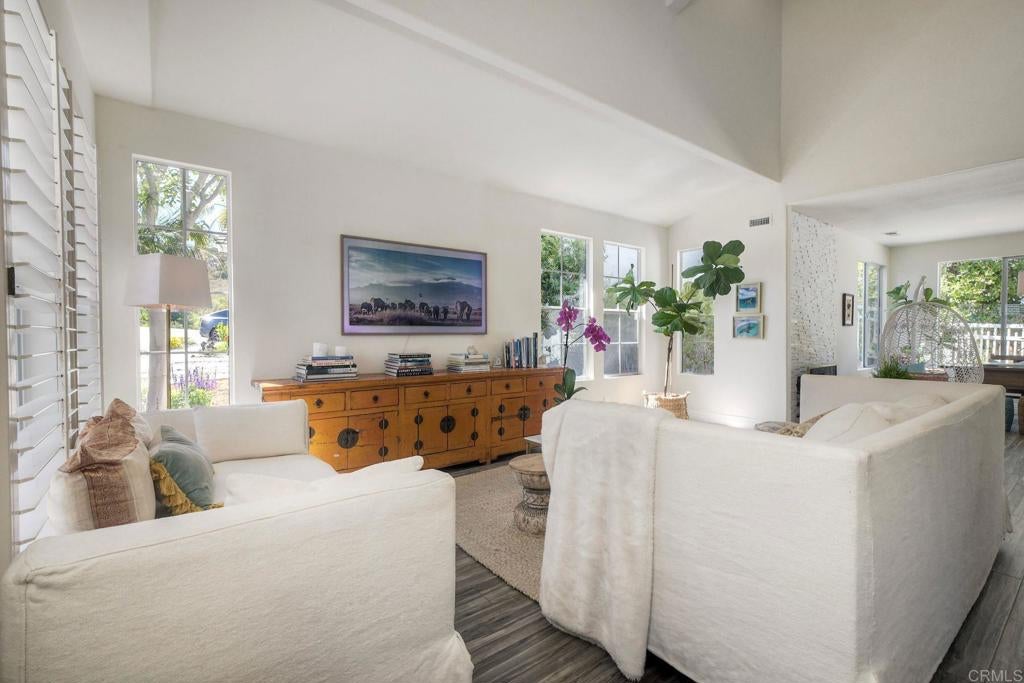 1109 Pacifica Place