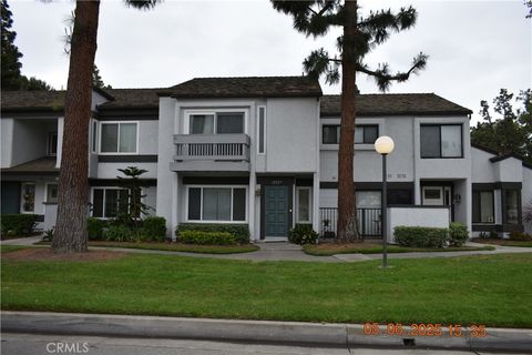 12527 Fallcreek Lane Cerritos CA 90703