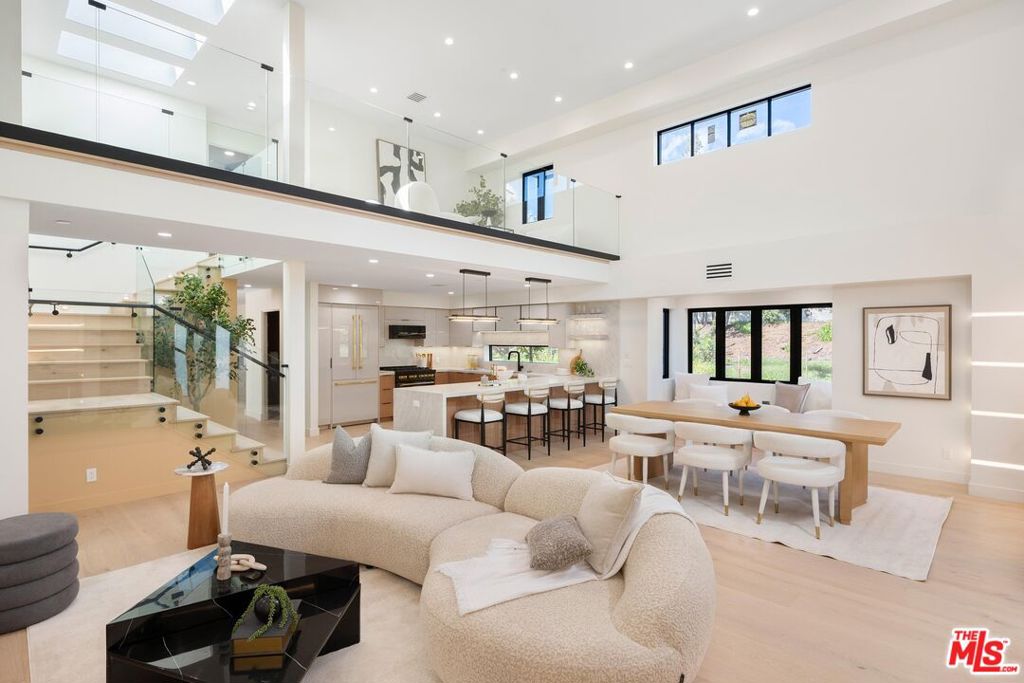 4557 Camellia Avenue