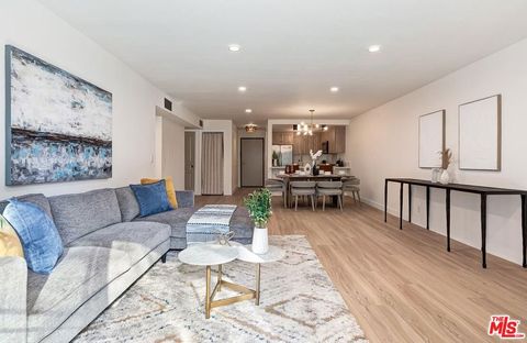 Tiny photo for 1633 S Bentley Avenue #204, Los Angeles, CA 90025 (MLS # 25624103)