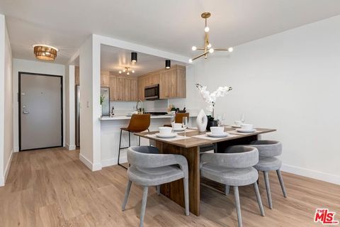 Tiny photo for 1633 S Bentley Avenue #204, Los Angeles, CA 90025 (MLS # 25624103)