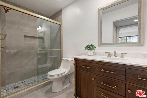 Tiny photo for 1633 S Bentley Avenue #204, Los Angeles, CA 90025 (MLS # 25624103)