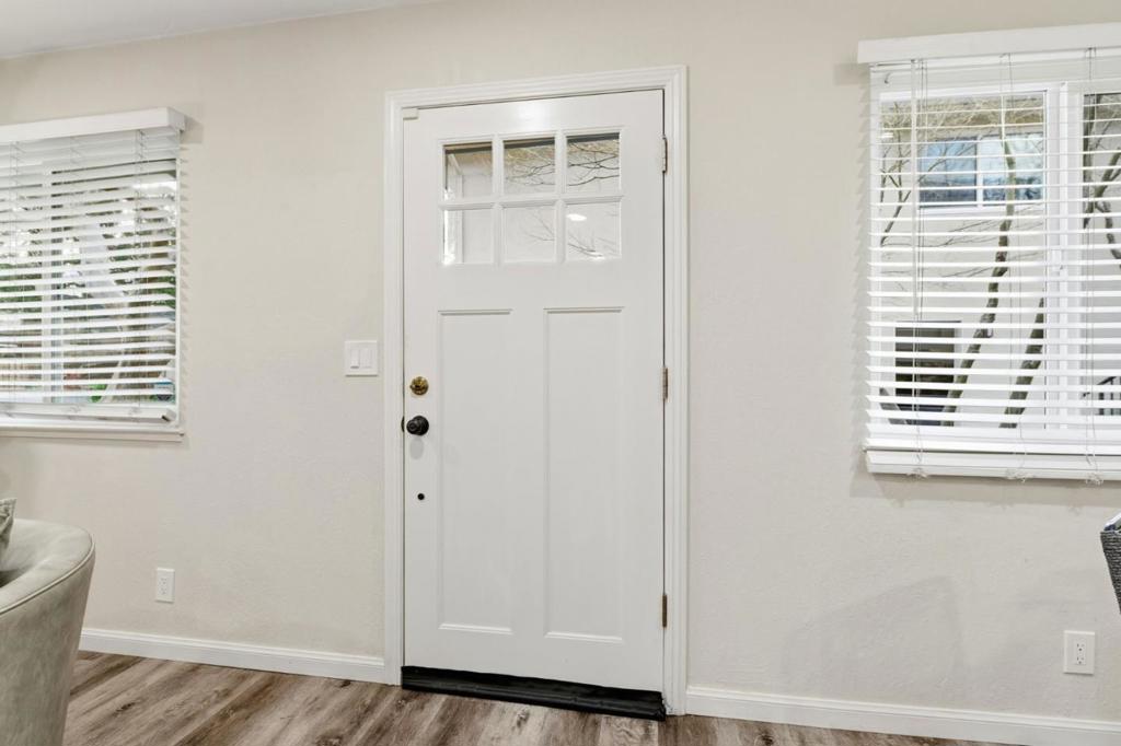 383 E Latimer Avenue 2