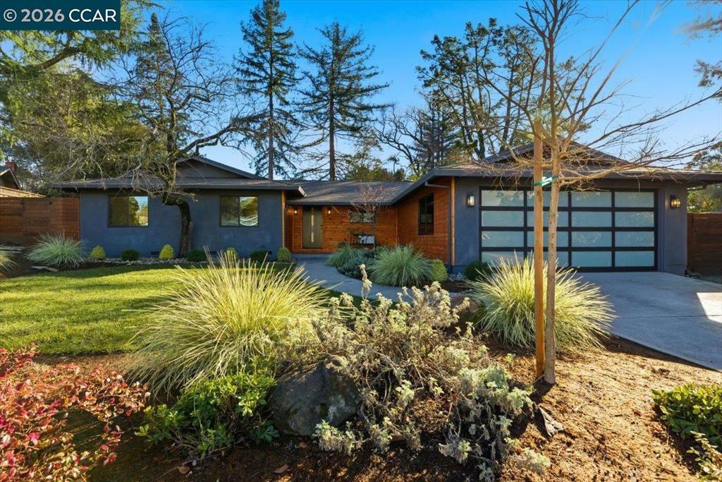 6 Sparrow Ct
