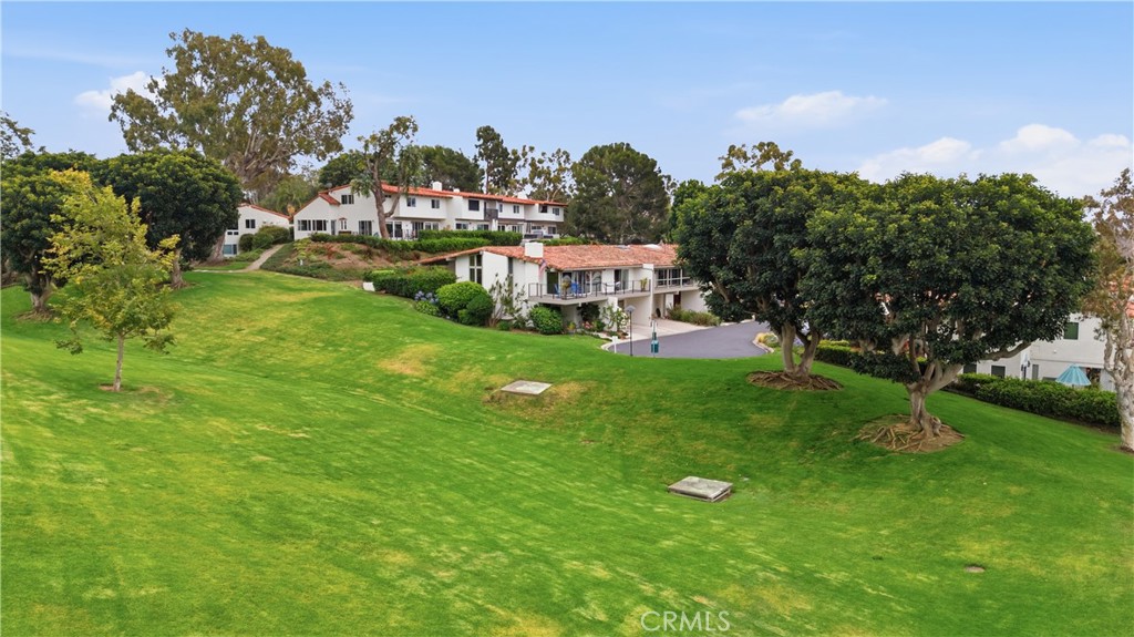 2026 Avenida Chico