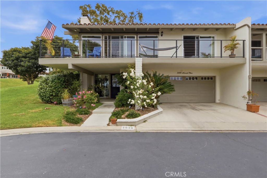 2026 Avenida Chico