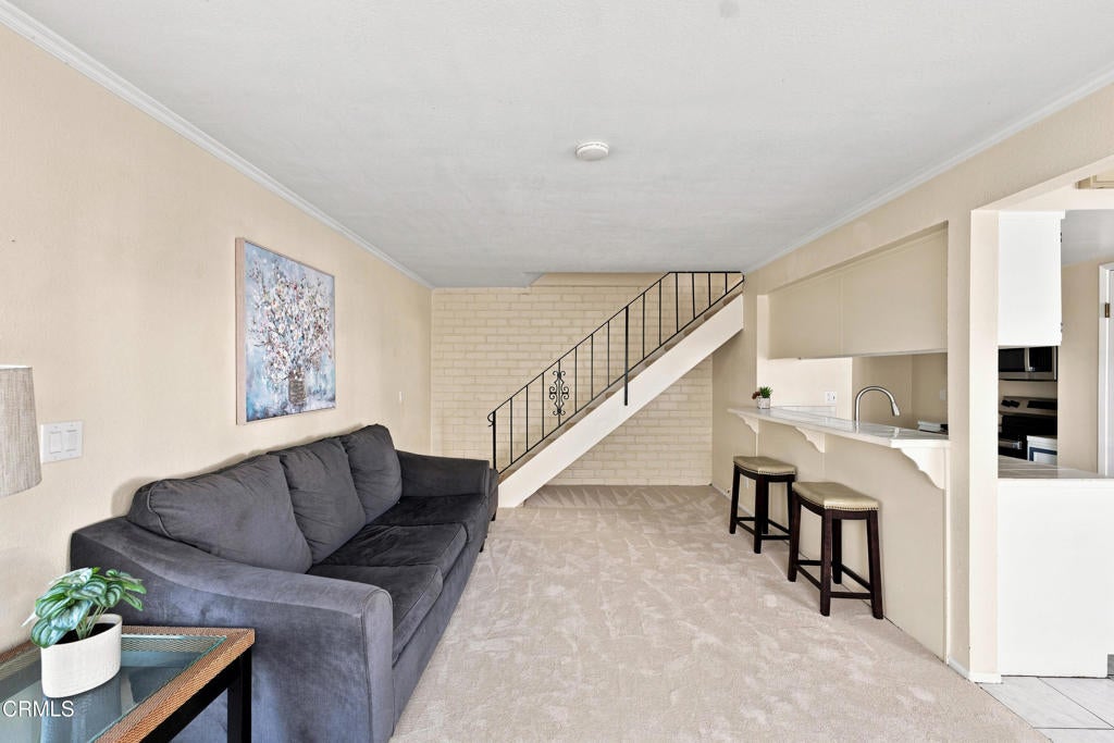 1181 Chalmette Avenue 3