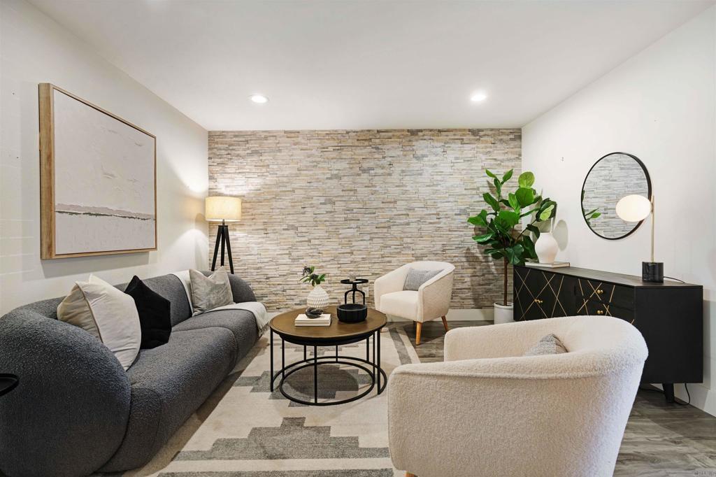 279 Moss Street 6