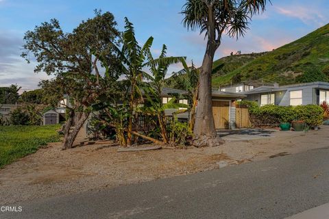 Tiny photo for 7035 Oxnard Avenue, Ventura, CA 93001 (MLS # V1-34678)