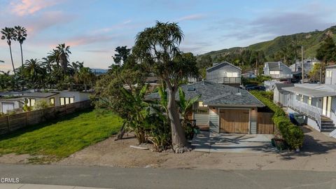 Tiny photo for 7035 Oxnard Avenue, Ventura, CA 93001 (MLS # V1-34678)