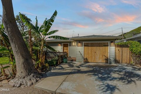 Tiny photo for 7035 Oxnard Avenue, Ventura, CA 93001 (MLS # V1-34678)