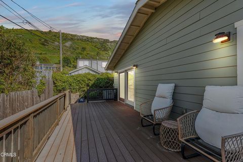 Tiny photo for 7035 Oxnard Avenue, Ventura, CA 93001 (MLS # V1-34678)