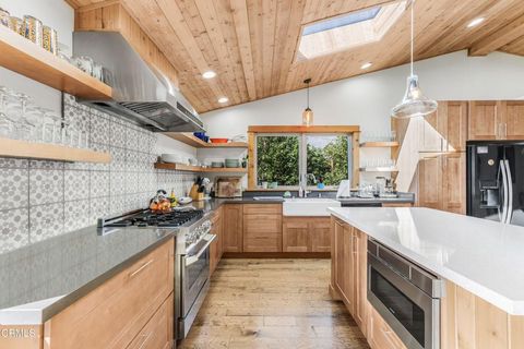 Tiny photo for 7035 Oxnard Avenue, Ventura, CA 93001 (MLS # V1-34678)