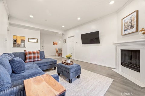 Photo of 87 S Allen Avenue #103, Pasadena, CA 91106 (MLS # WS26219636)