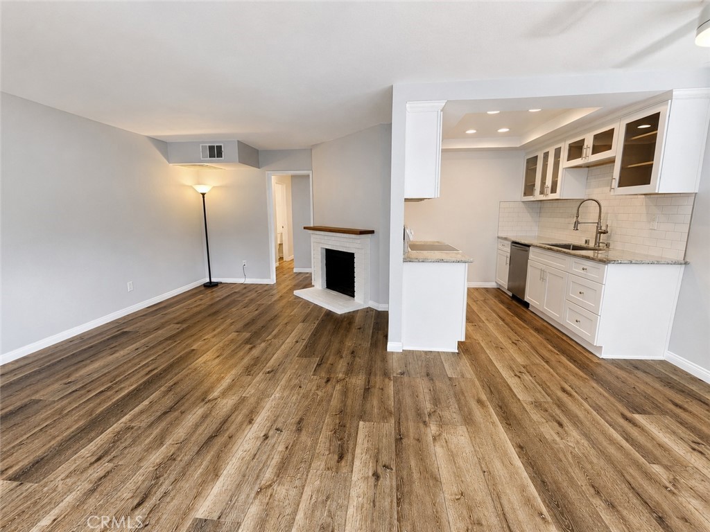 131 S Poplar Ave 26