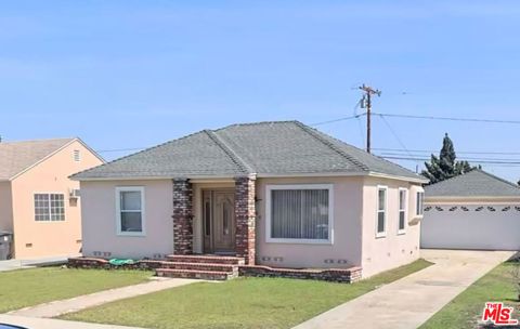 3226 Caspian Avenue Long Beach CA 90810