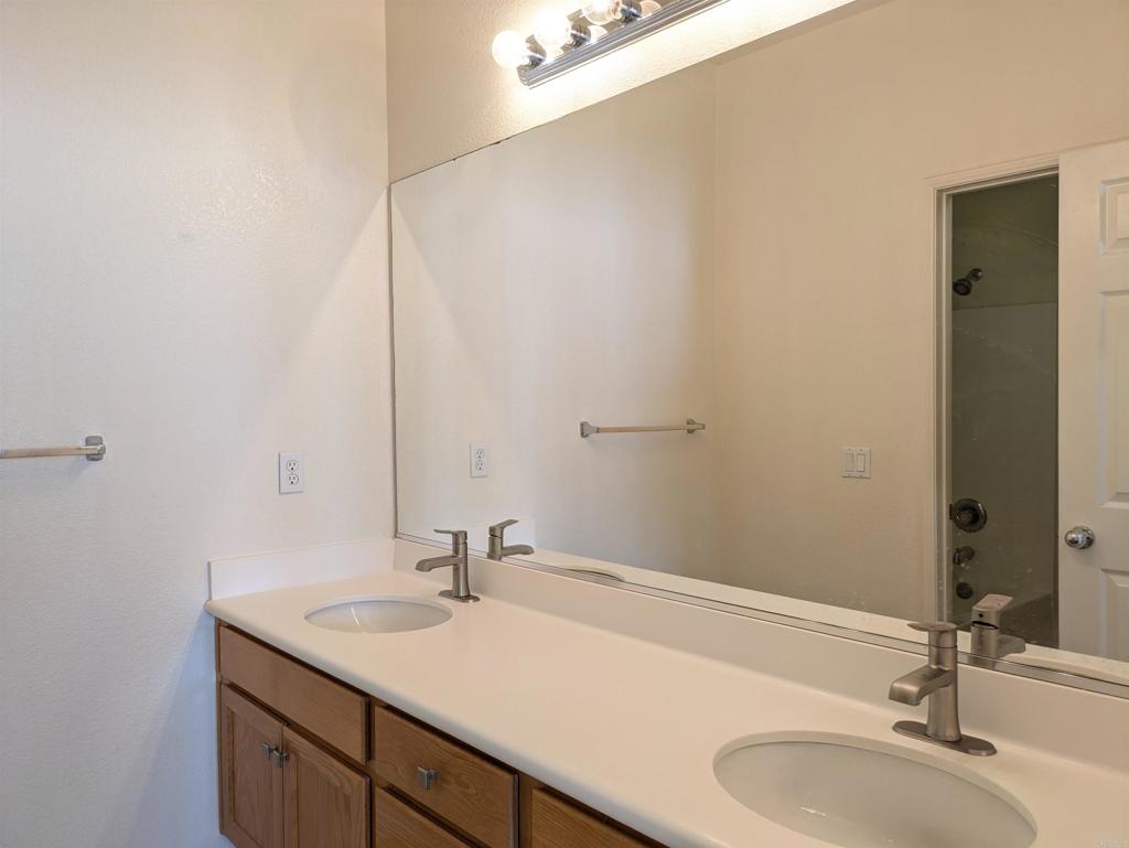 RB - Residential Lease