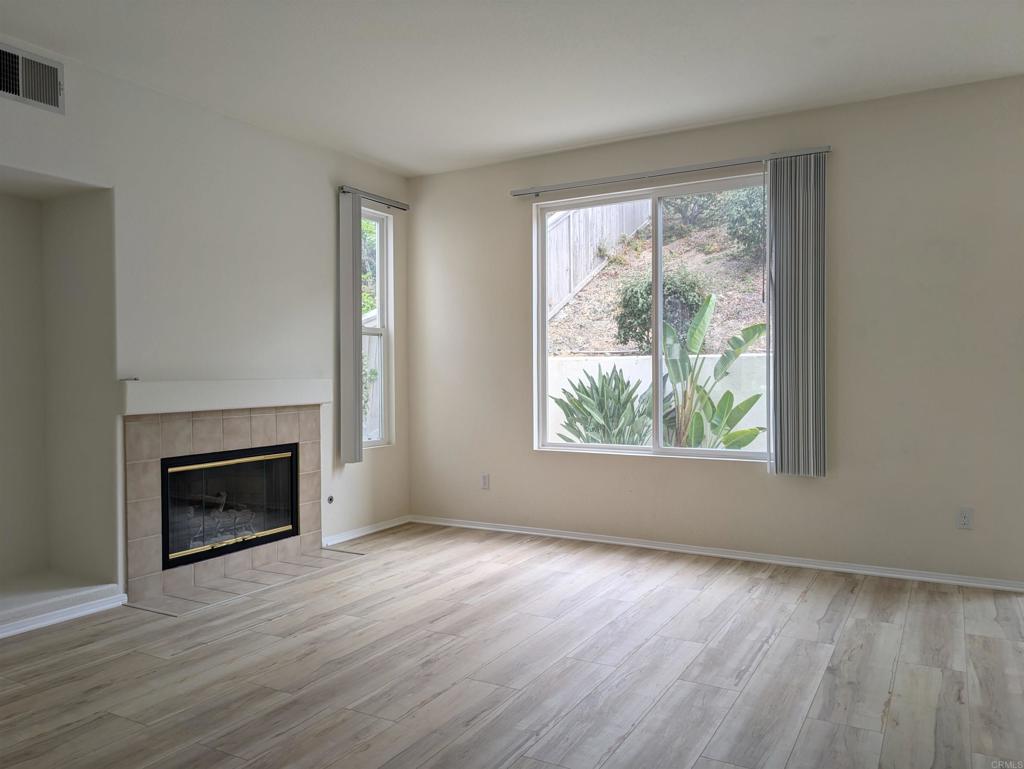 RB - Residential Lease