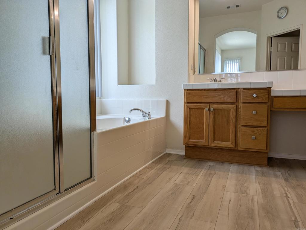 RB - Residential Lease