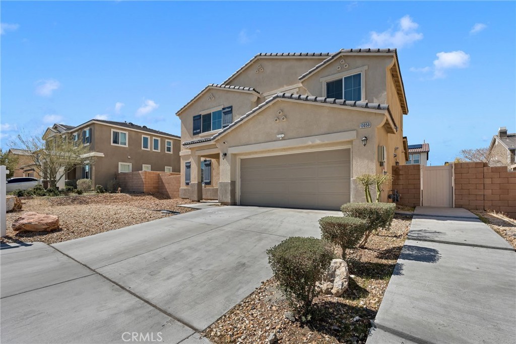 13050 Oakwood