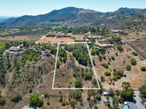 Photo of Rainbow Crest Road, Fallbrook, CA 92028 (MLS # NDP2506803)