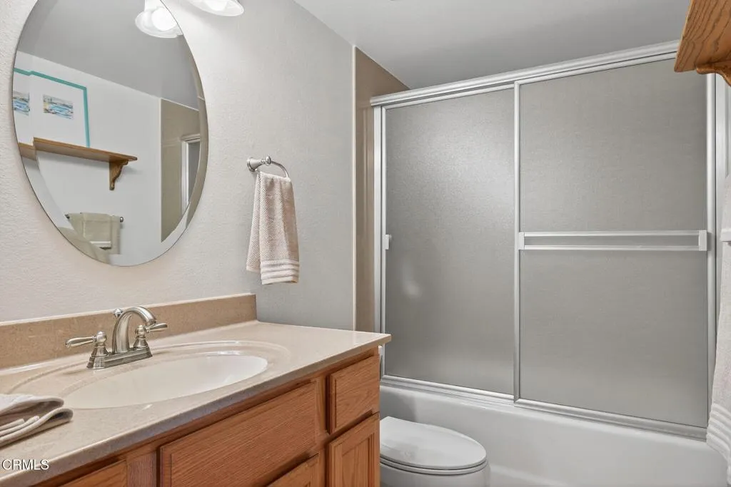 Ventura, California 93004, United States, 3 Bedrooms Bedrooms, ,3 BathroomsBathrooms,Residential,Active,240211