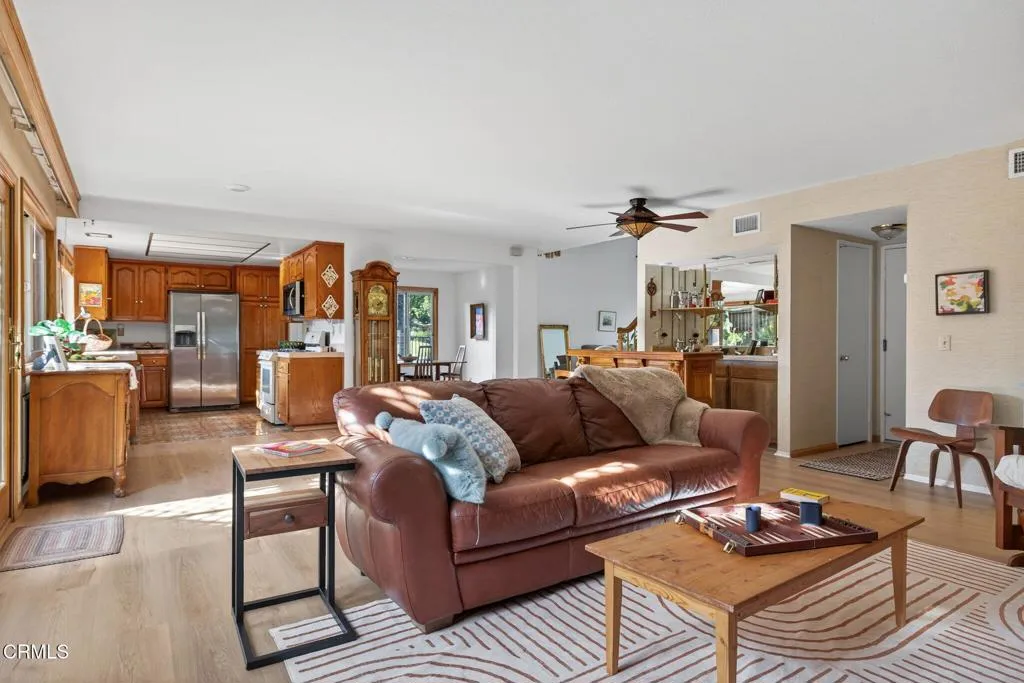 Ventura, California 93004, United States, 3 Bedrooms Bedrooms, ,3 BathroomsBathrooms,Residential,Active,240211