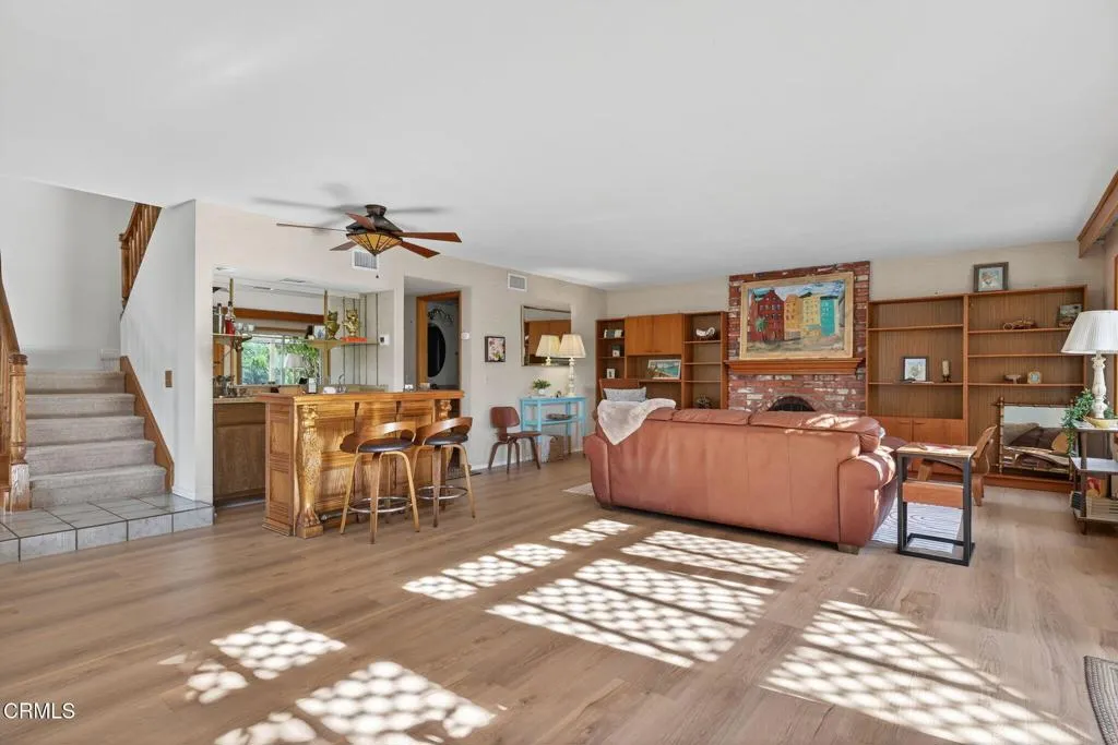 Ventura, California 93004, United States, 3 Bedrooms Bedrooms, ,3 BathroomsBathrooms,Residential,Active,240211