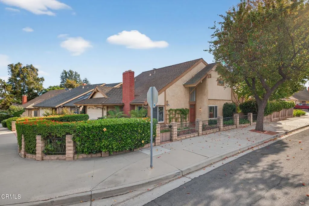 Ventura, California 93004, United States, 3 Bedrooms Bedrooms, ,3 BathroomsBathrooms,Residential,Active,240211