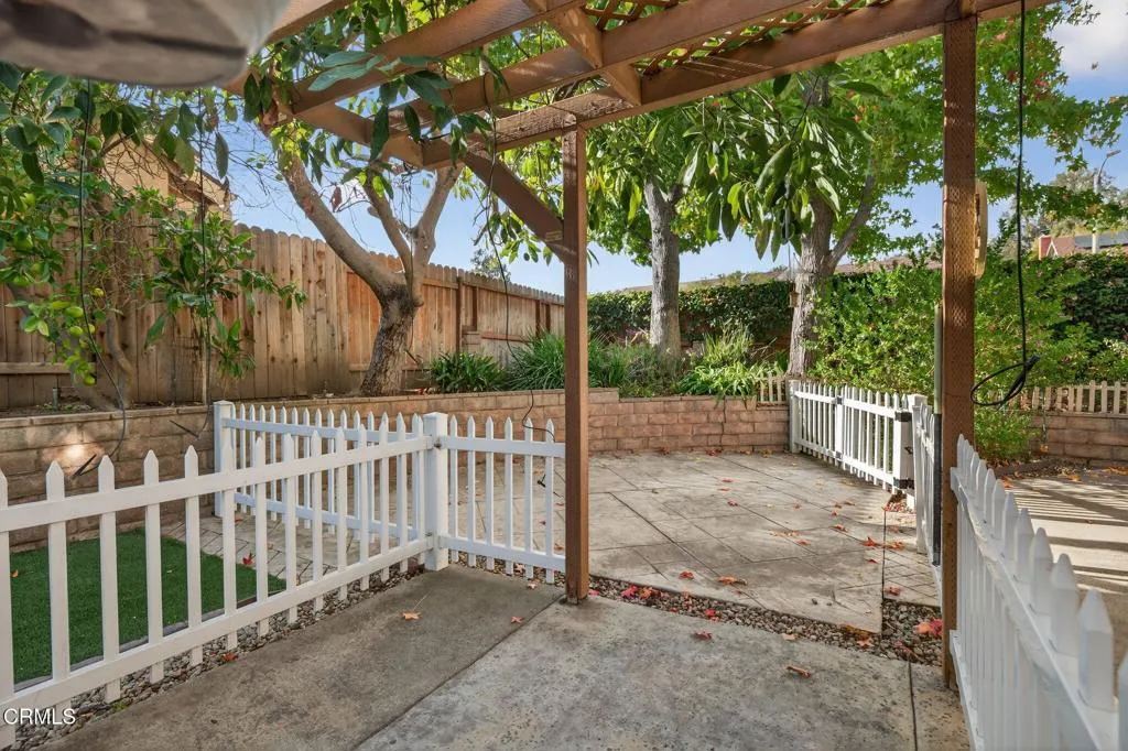 Ventura, California 93004, United States, 3 Bedrooms Bedrooms, ,3 BathroomsBathrooms,Residential,Active,240211