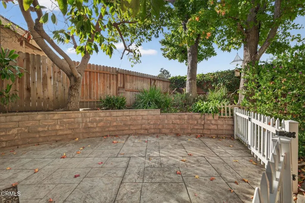 Ventura, California 93004, United States, 3 Bedrooms Bedrooms, ,3 BathroomsBathrooms,Residential,Active,240211