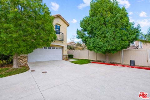 Photo of 30311 Ashfield Court, Castaic, CA 91384 (MLS # 26858735)