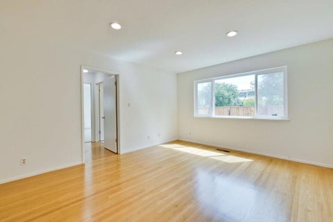 Tiny photo for 301 College Avenue, Palo Alto, CA 94306 (MLS # ML82064694)