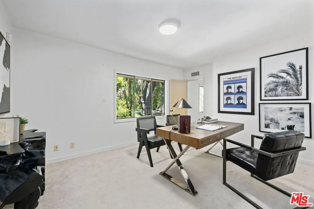 Los Angeles, California 90024, United States, 5 Bedrooms Bedrooms, ,4 BathroomsBathrooms,Residential,Active,179466