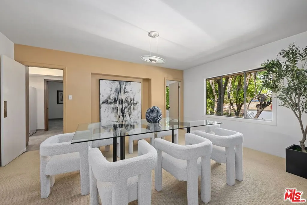 Los Angeles, California 90024, United States, 5 Bedrooms Bedrooms, ,4 BathroomsBathrooms,Residential,Active,179466