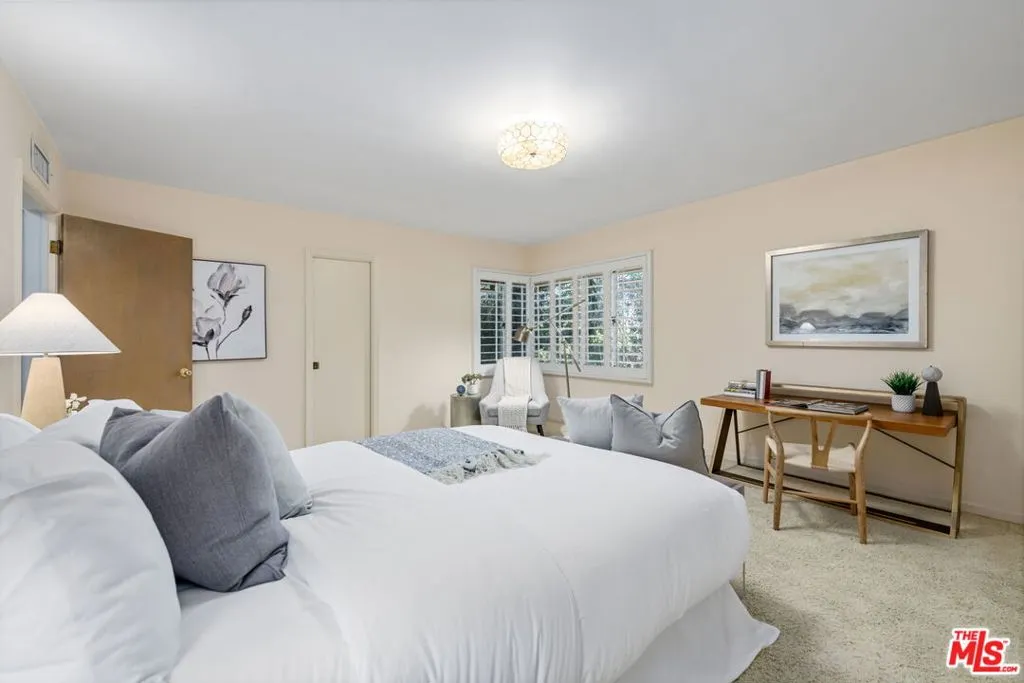 Los Angeles, California 90024, United States, 5 Bedrooms Bedrooms, ,4 BathroomsBathrooms,Residential,Active,179466