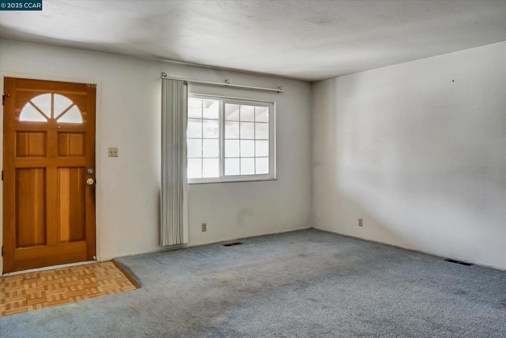 FAIRFIELD - Residential