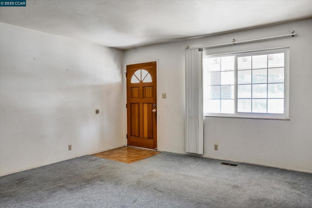 FAIRFIELD - Residential