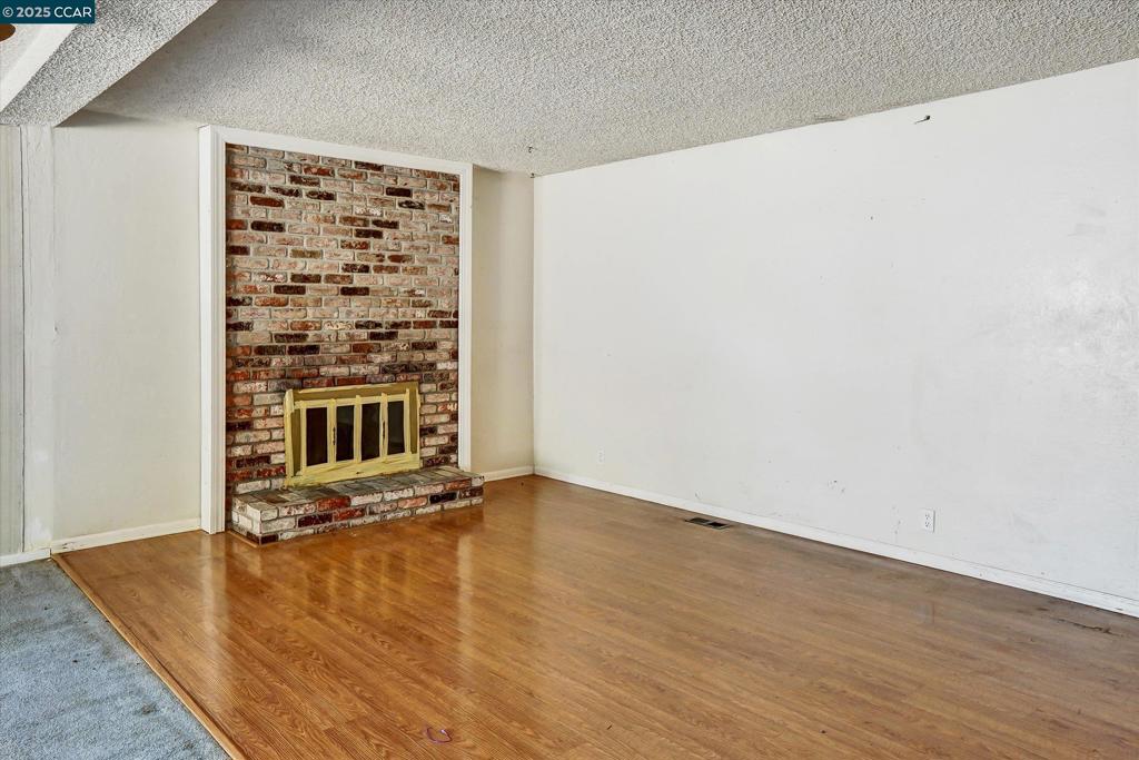 FAIRFIELD - Residential